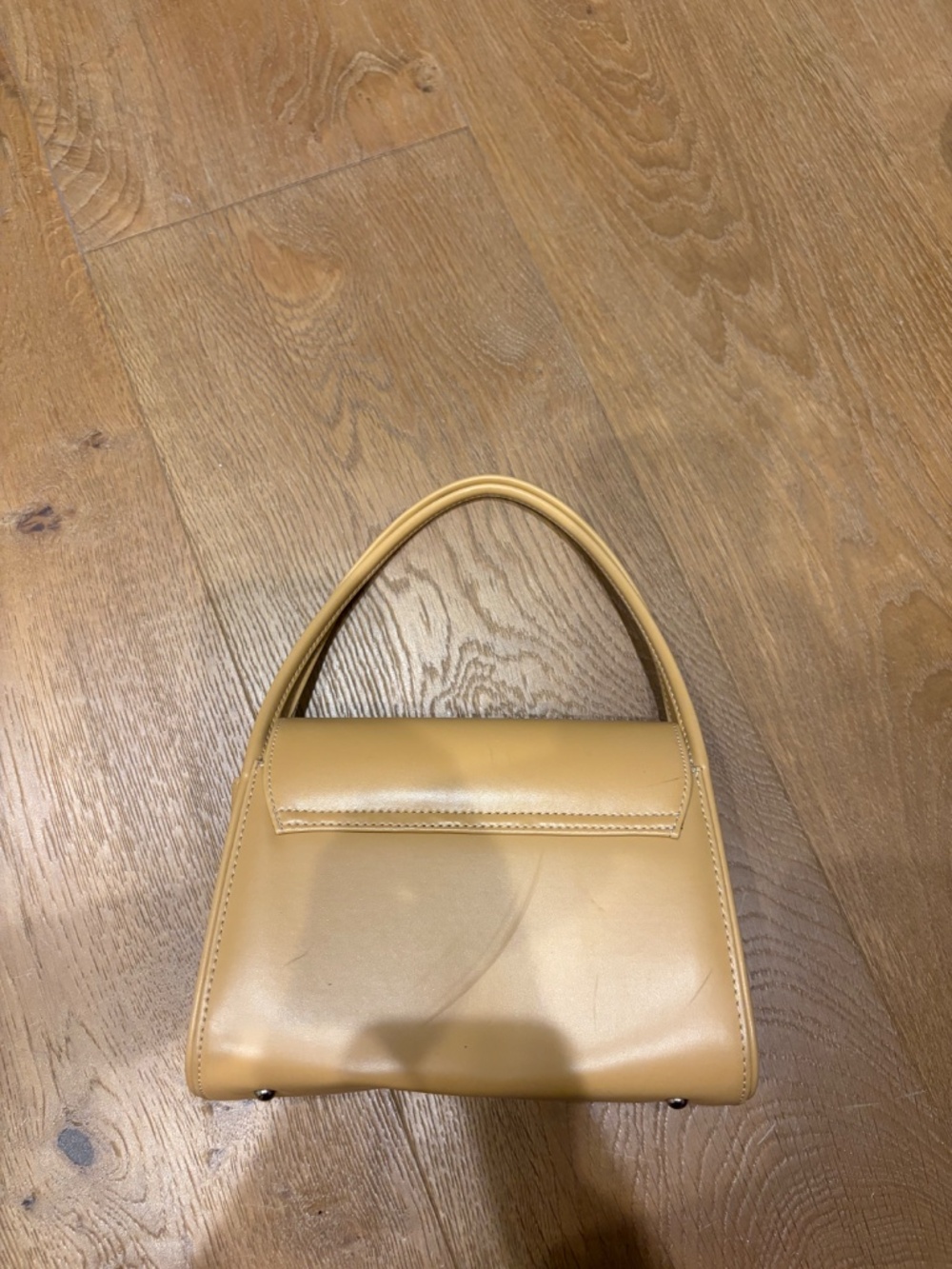 Handbag#embossedGucci - Picture 2 of 6